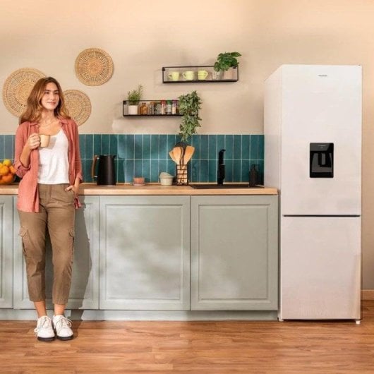 Frigorifero Combi Cecotec Bolero CoolMarket Combi 250 WD Total No Frost 180cm 250L D Bianco Dispenser Acqua
