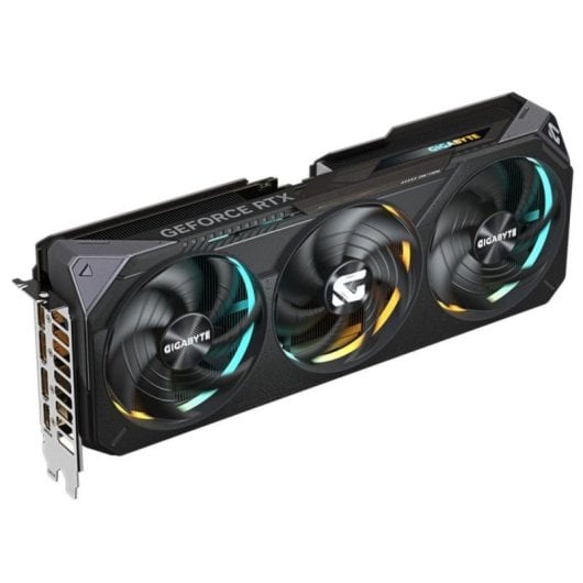 Scheda Grafica Gigabyte GeForce RTX 5070 GAMING OC 12GB GDDR7 Reflex 2 RTX AI DLSS4