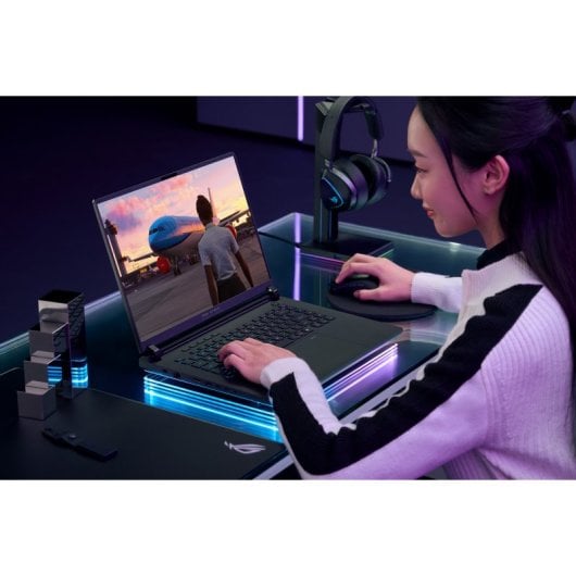 ASUS ROG Strix SCAR 18 G835LX-SA046W Intel Core Ultra 9 275HX/64GB/4TB SSD/RTX 5090/18"
