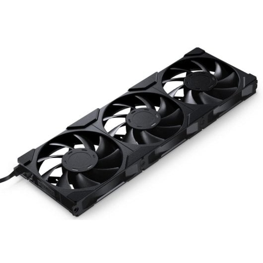 Phanteks M25-140 Gen2 PWM Pack Triple Ventilador Suplementario 140mm Negro