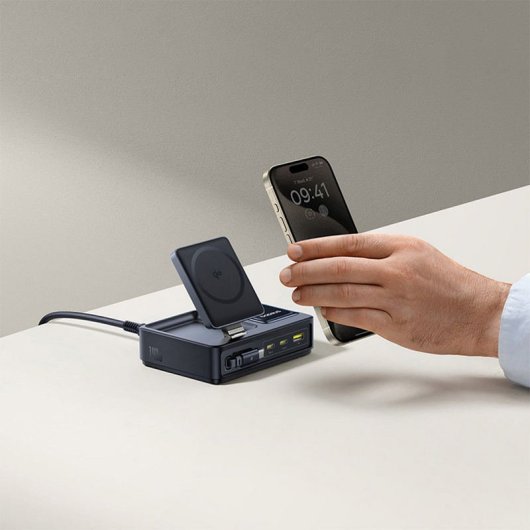 Baseus Nomos Estacion de Carga Inalámbrica 5 en 1 Qi2 140W 2xUSB-C+1xUSB-A Pantalla Digital LED