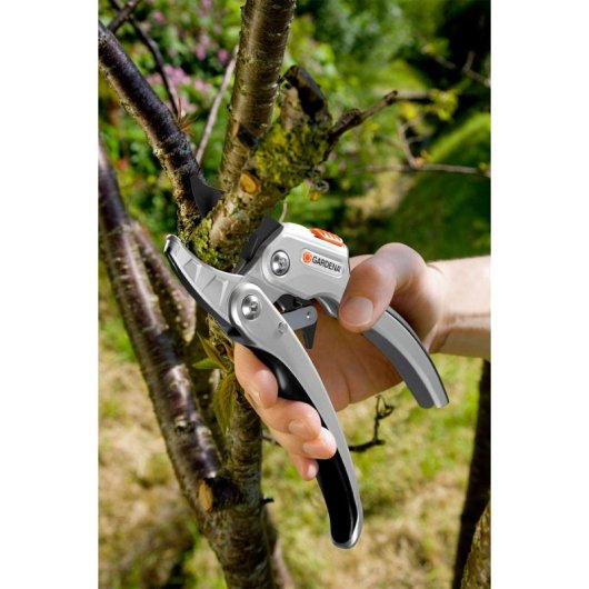 Tijeras De Podar Gardena Smartcut Gris (8798-20)