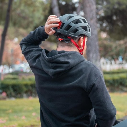 Casque urbain Smartgyro Smart Helmet avec éclairage pour scooters électriques Multi-tailles réglables M/L Noir