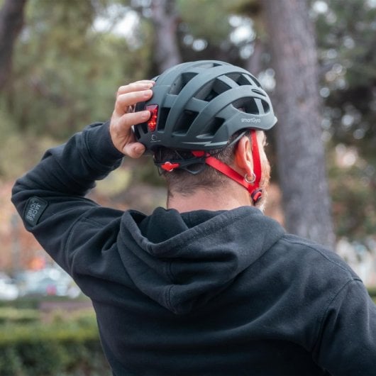 Casque urbain Smartgyro Smart Helmet avec éclairage pour scooters électriques Multi-tailles réglables M/L Noir