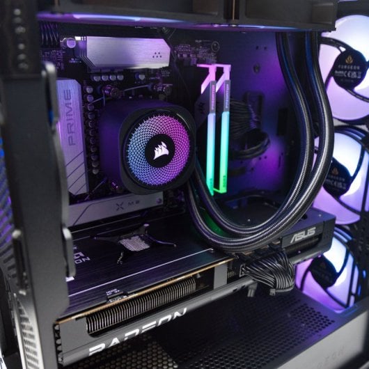 PcCom Imperial AMD Ryzen 9 9900X / 32GB / 2TB SSD / RX 9070 XT