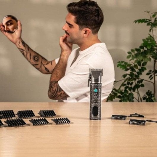 Tondeuse Cecotec PrecisionCare Samurai Clipper 10 guides coupe inox 200 min LCD