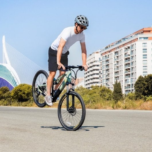 Vélo de montagne électrique Cecotec Mountain Millor, autonomie de 90 km, noir/vert