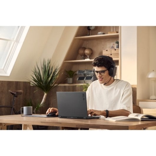 ASUS TUF Gaming FA401UU-RG004W AMD Ryzen™ 7 8845HS Ordinateur portable 35,6 cm (14") 2.5K 16 Go LPDDR5x-SDRAM 1 To SSD NVIDIA GeForce RTX 4050 Wi-Fi 6E (802.11ax) Windows 11 Home Gris