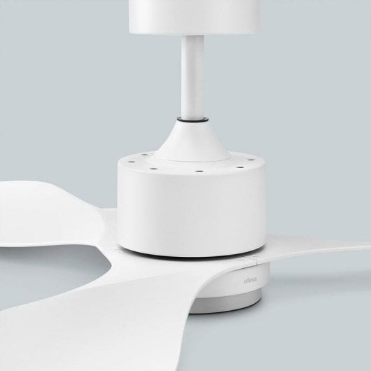 Ufesa Katmandú Ventilador de Techo de Aspas Reversibles con Luz y Mando 132cm 40W Blanco/Madera