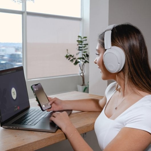 JLab JBuds Lux ANC Auriculares Bluetooth con Cancelación Activa de Ruido Híbrida Blanco