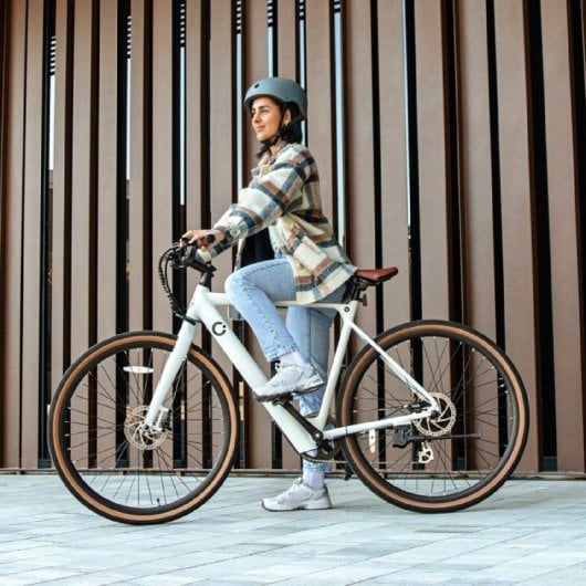 Vélo électrique urbain Cecotec Sprint 28 pouces, 70 km d'autonomie, blanc