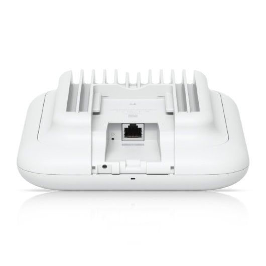 Ubiquiti U7 Outdoor Punto de Acceso WiFi 7 para Exterior con 4 Flujos Espaciales PoE+ Blanco