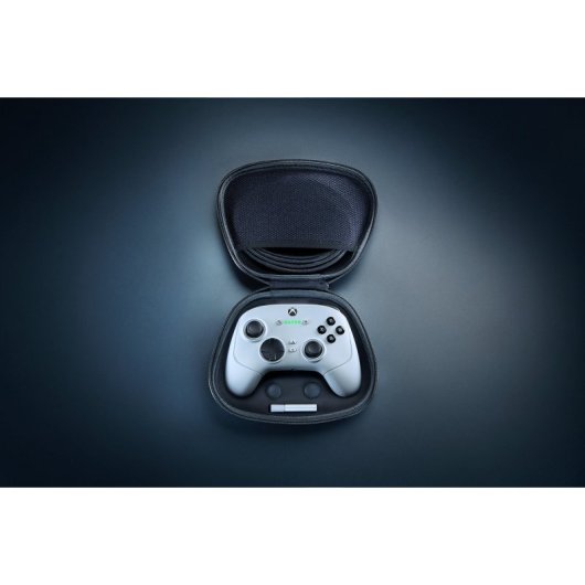Manette de jeu eSport sans fil Razer Wolverine V3 Pro pour PC/Xbox, blanche