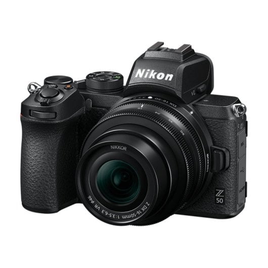 Nikon Z 50 Câmara Mirrorless 20.9MP Preta + Objetiva NIKKOR Z DX 16-50mm f/3.5-6.3 VR