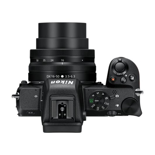 Nikon Z 50 Câmara Mirrorless 20.9MP Preta + Objetiva NIKKOR Z DX 16-50mm f/3.5-6.3 VR