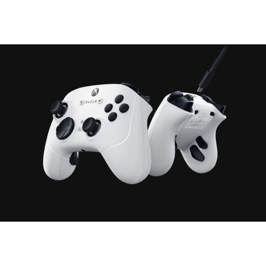 Manette de jeu filaire eSport Razer Wolverine V3 Tournament Edition pour PC/Xbox, blanche