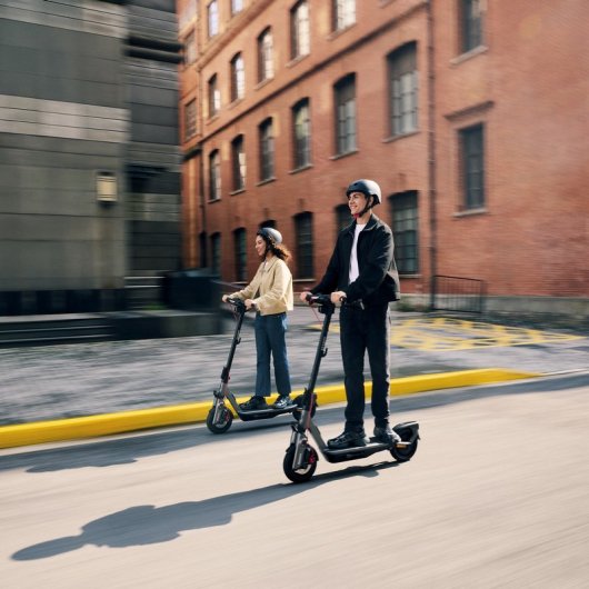 Segway Ninebot F3 E Patinete Eléctrico 1000W 70Km Suspension Hidraúlica Bluetooth Negro