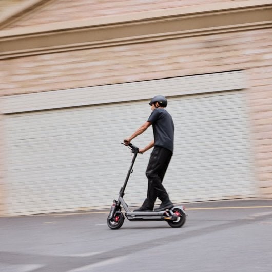 Ninebot MAX G3 E Patinete Eléctrico 2400W 95Km con Suspensiones Hidráulicas y Pantalla TFT Negro