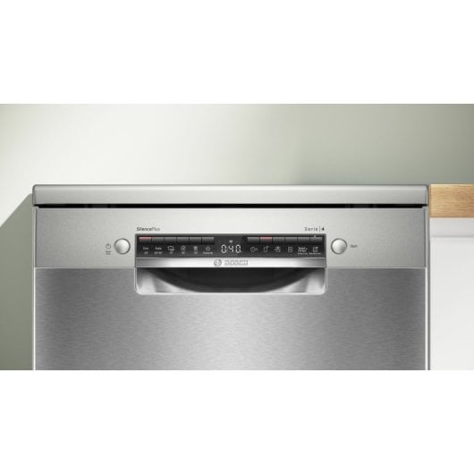 Lave-vaisselle Bosch SMS4EMI01E Série 4 14 couverts C Acier inoxydable