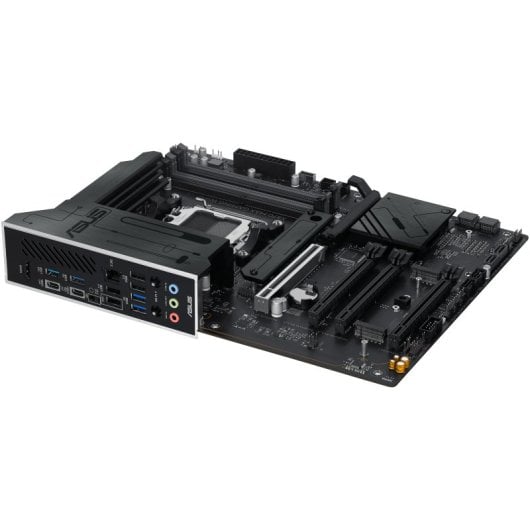 ASUS X870 MAX GAMING WIFI7 PCIe 5.0