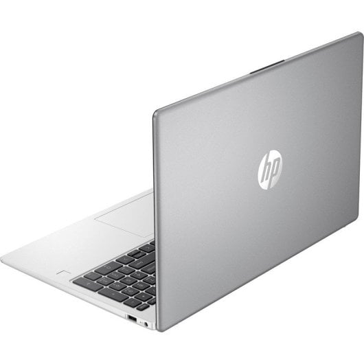 HP 255 G10 AMD Ryzen 7 7730U/8GB/512GB SSD/15.6"