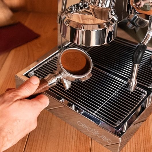 Macchina per caffè da bar Cecotec Baristeo Classic 2,5L 15 bar PID doppio riscaldamento