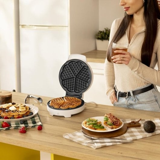 Gaufrier rond Cecotec Fun Gofrestone 1000 W en acier inoxydable avec plaque antiadhésive de 19 cm