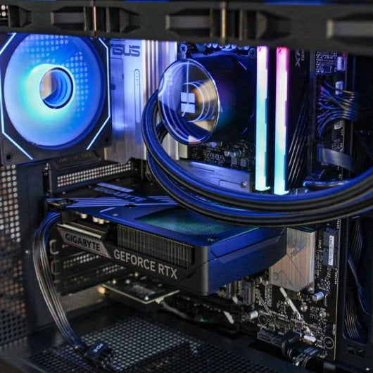 PCM Aeon Atractor Intel Core Ultra 9 285K/32GB/1TB SSD/RTX 5060 Ti 16GB