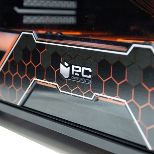 PcCom Custom 20 Aniversario AMD Ryzen 7 9800X3D / 64GB / 2TB SSD / RTX 5080 + Windows 11 Pro