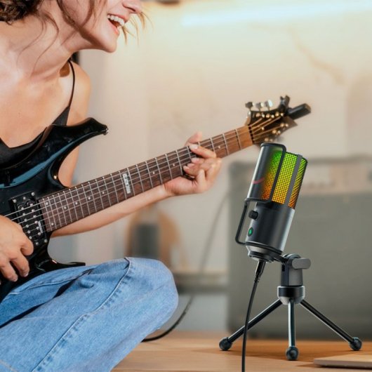 Fifine K669Pro3 Micrófono de Condensador Cardioide para Streaming y Podcasting RGB USB-C Negro