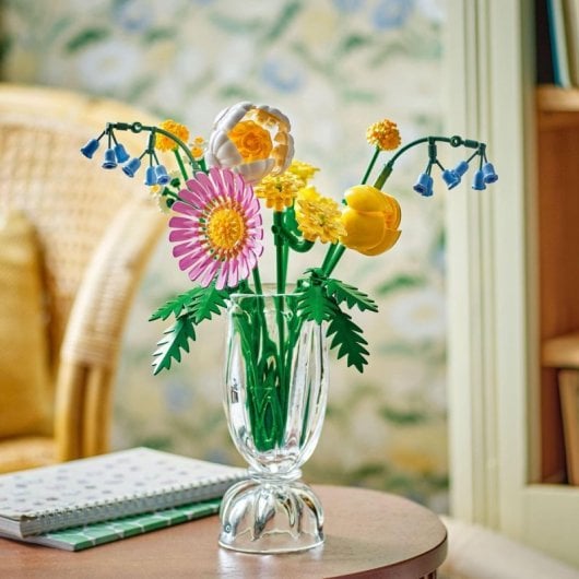 Lego Botanicals Ramillete Rayos de Sol, Kit de Construcción y Decoración Floral DIY +9 Años
