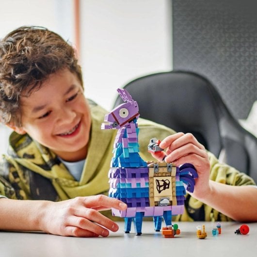Lego Fortnite Llama de Suministros, Figura Articulada para Gamers de 12+ Años