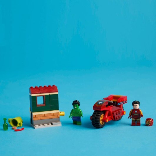 Lego Marvel Iron Man con Moto y Hulk +4 Años