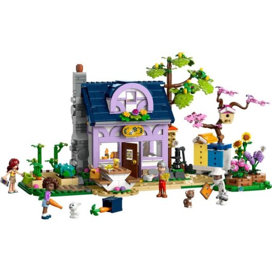 Lego Friends Casa de los Apicultores y Jardín de Flores, Juguete y Decoración con Mini Muñecos 12+