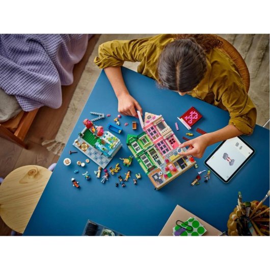 Lego Friends Heartlake City Apartments and Shops, brinquedos com mini bonecas e gatos para maiores de 12 anos
