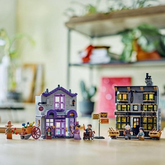 Lego Harry Potter Ollivanders y Túnicas de Madame Malkin +8 Años