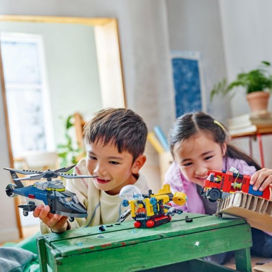 Lego City 3 En 1 Remix: Helicóptero, Bomberos y Submarino para Niños de 7+ Años