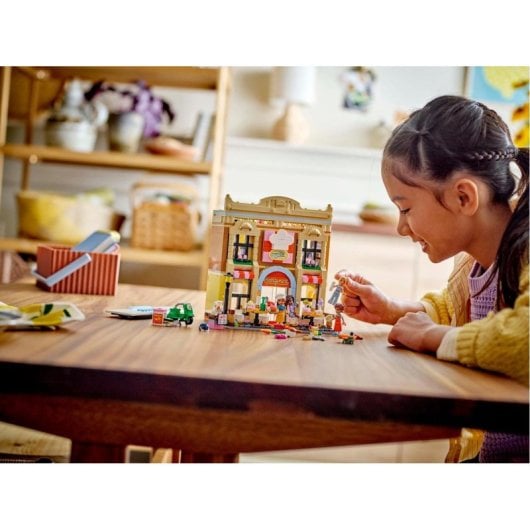 Lego Friends Restaurante y Escuela de Cocina, Juguetes y Utensilios de Cocina 8+ Años