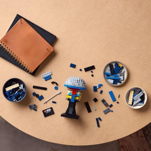 Lego Star Wars Casco de Jango Fett, Placa de Identificación y Telémetro Ajustable 18+ Años