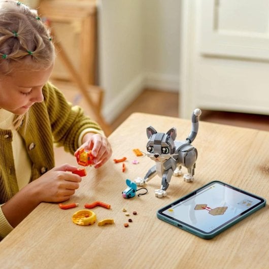 Lego Creator 3-en-1 Chat ludique transformable en chien ou en colombe pour enfants de 8 ans et plus