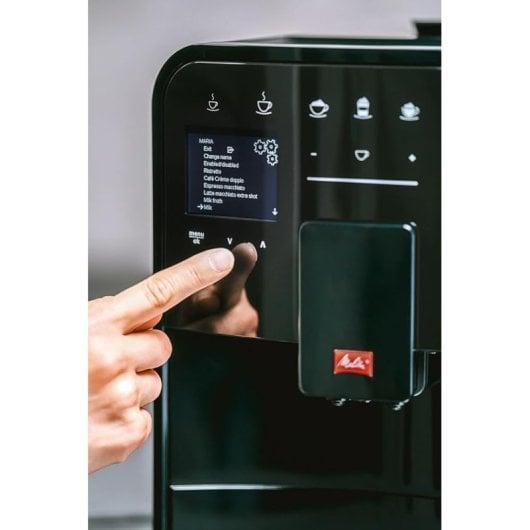 Melitta 270g Halbautomatische Kaffeemaschine, 15 Bar, Doppelmahlwerk, 18 Getränke, Bluetooth, TFT