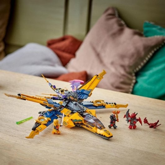 Lego Ninjago Ras e Arin's Super Storm Jet, veículo e minifiguras para crianças a partir dos 8 anos