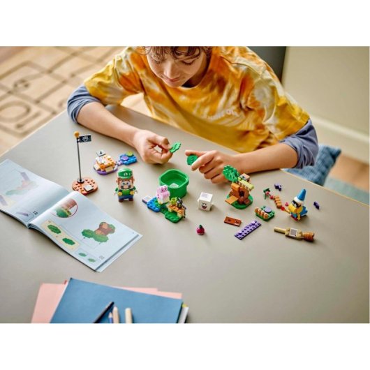 Lego Super Mario Aventuras interactivas con LEGO Luigi para Niños de 6+ Años
