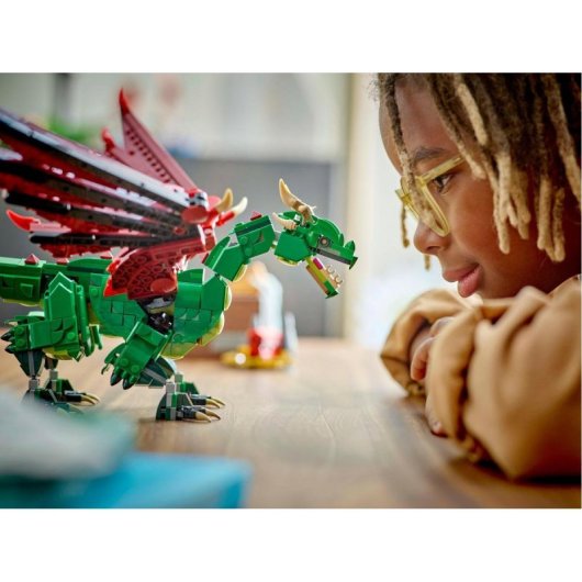 Lego Creator 3en1 Dragón Medieval Transformable en Ave Fénix o Serpiente Marina, 9+ Años