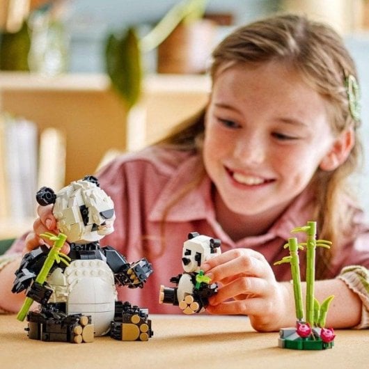LEGO Creator Fauna Sauvage Famille de Pandas 31165 626 pièces