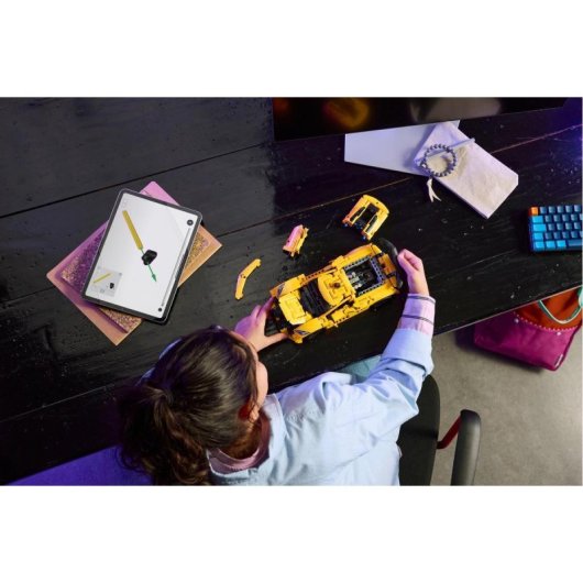 Lego Technic Chevrolet Corvette Stingray Vehículo Deportivo para Niños de 9+ Años