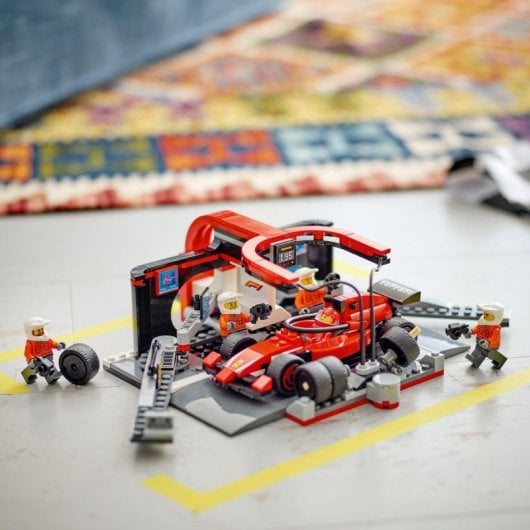 Lego City Parada en Boxes de F1 y Equipo de Mecánicos con Coche Ferrari para Niños de 6+ Años