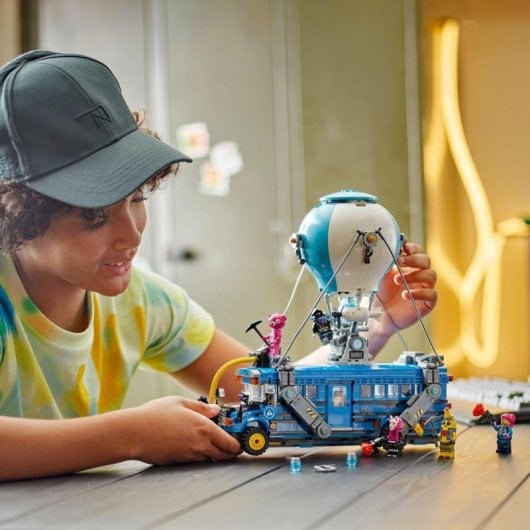 Lego Fortnite Autobús De Batalla: Figura De Juguete Coleccionable Para Gamers 77073