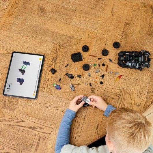 LEGO DC Batman Tumbler vs. Two-Face & The Joker 76303 429 peças