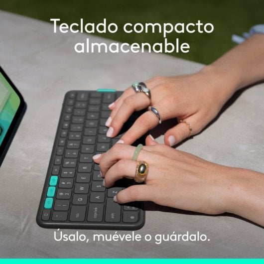 Capa com teclado Logitech Flip Folio para iPad Pro (M4) / iPad Air 13" (M2/M3) (2024, 2025)